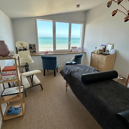 Chambre D'Hotes "Lumiere Du Cap" Vue Mer Barneville-Carteret Exterior foto